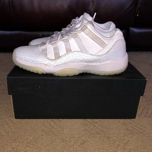 Jordan 11 Retro All White